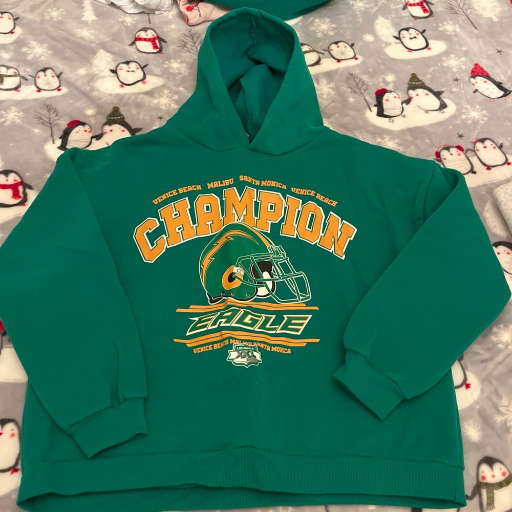 Edikted Champion Green Hoodie - Eagles Design